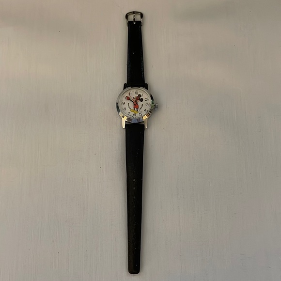 Estate jewelry Mickey Mouse wind up watch